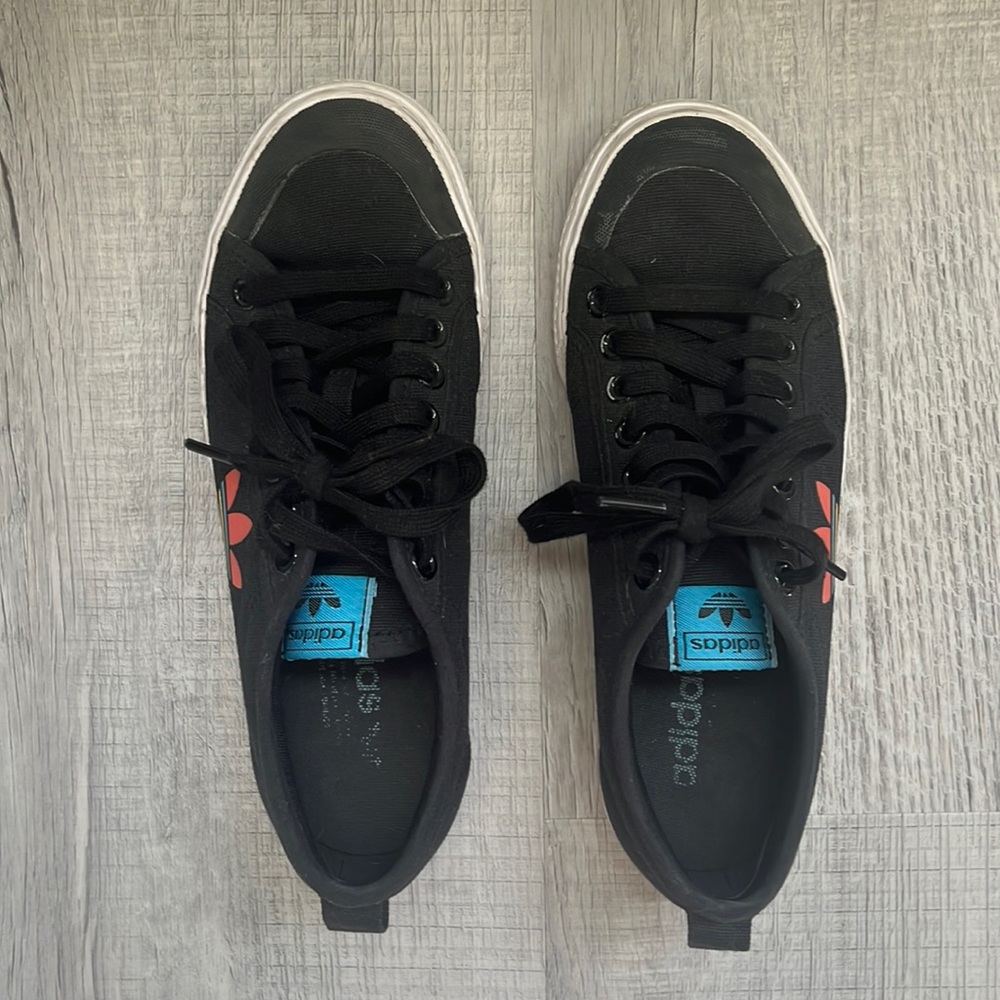 Adidas 3Riemen Shoes. Black size 7